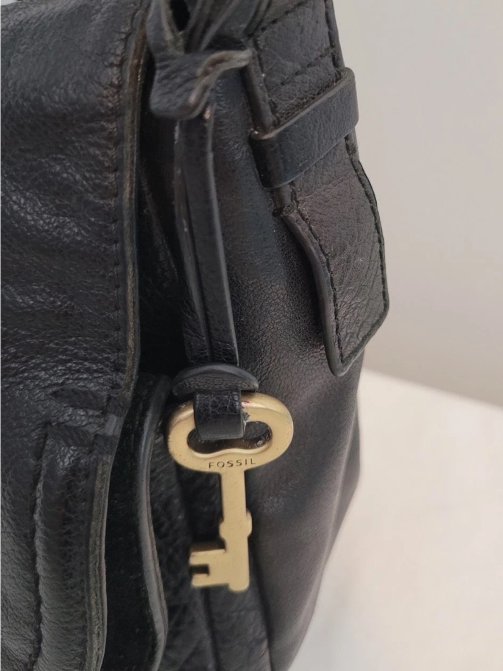Fossil Peyton Black Leather Crossbody Shoulder Bag Souble Flap - Picture 4 of 16